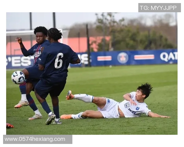 七月十三日足球明星生日庆祝活动精彩纷呈球迷齐聚共贺传奇时刻